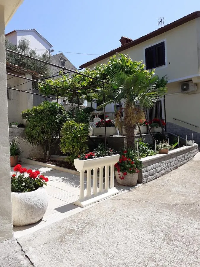 Apartman Danijela Zagorje 0*,